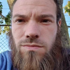 Meet your Posher, Raymond